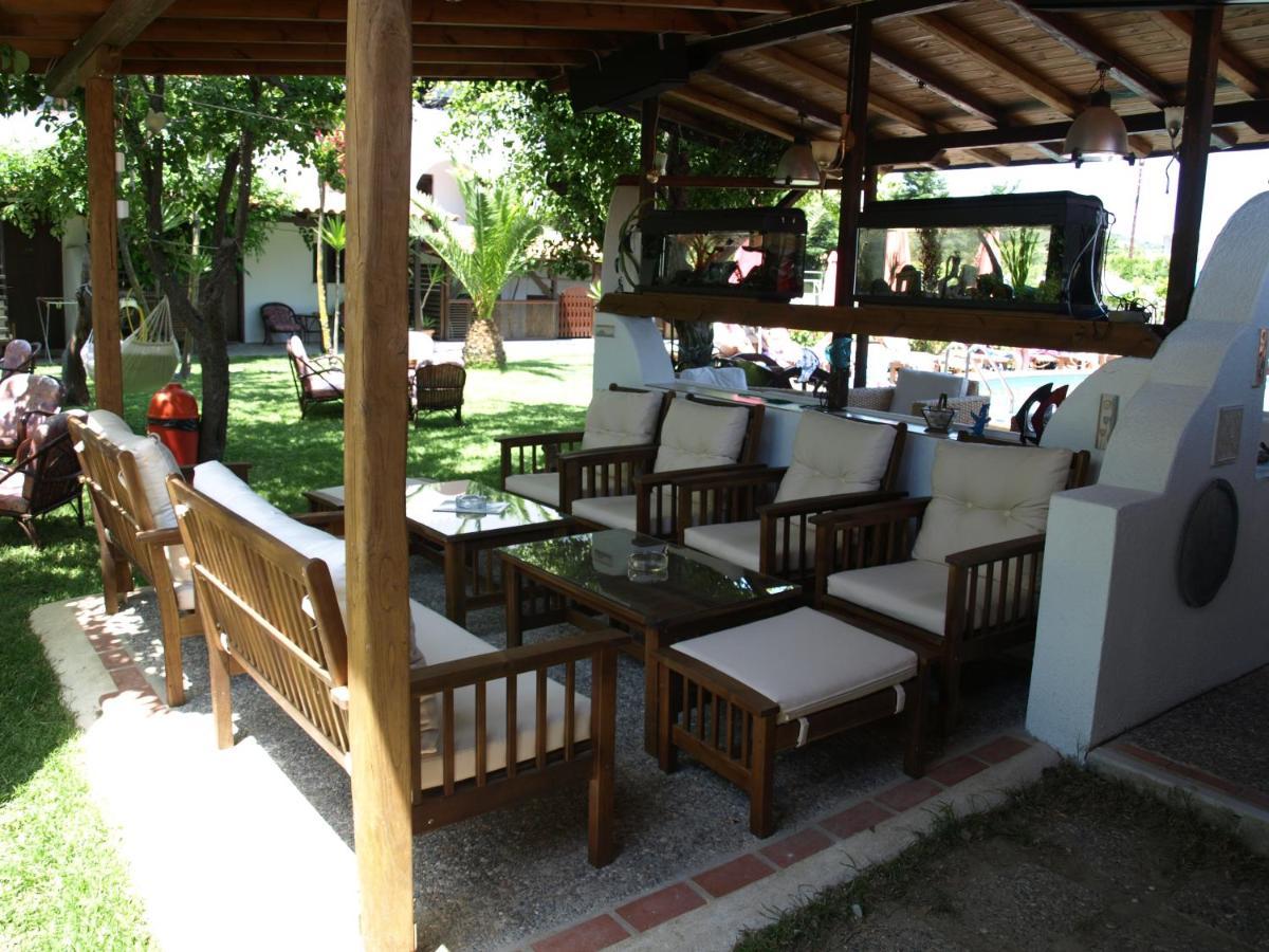 Oasis Aparthotel สเกียธอสทาวน์ ภายนอก รูปภาพ