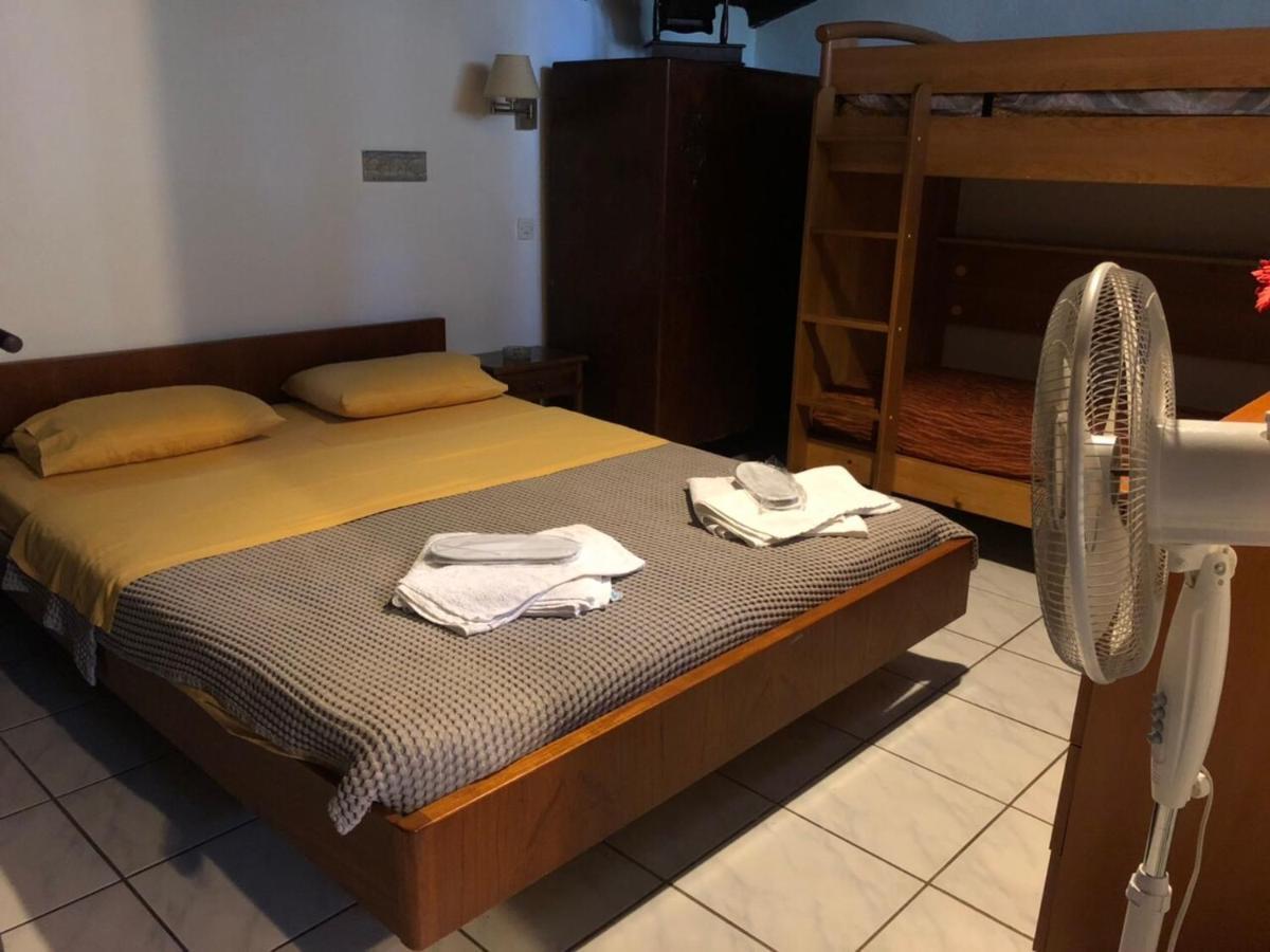 Oasis Aparthotel สเกียธอสทาวน์ ภายนอก รูปภาพ